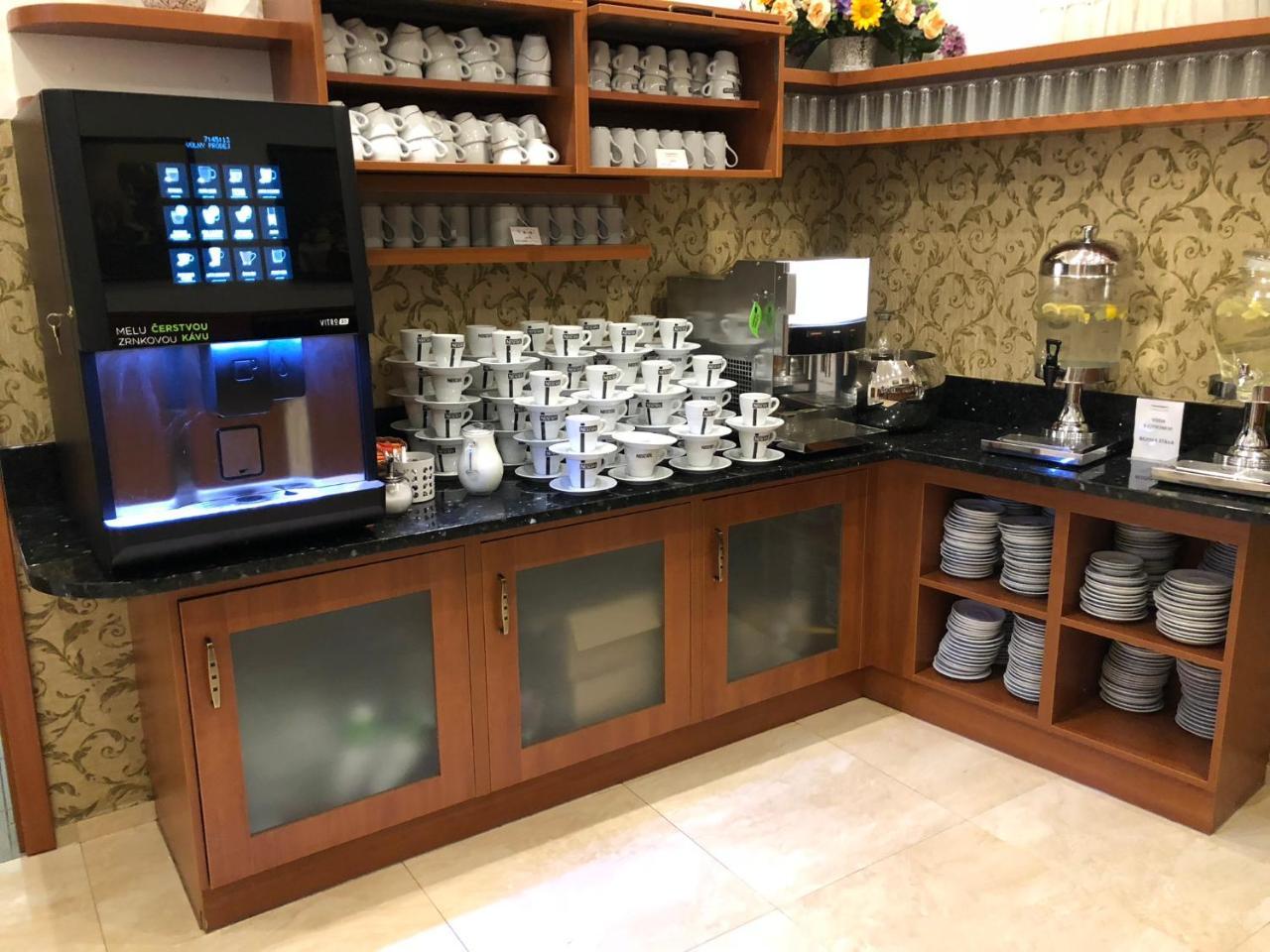 Hotel Zamek Valec Vladislav 外观 照片